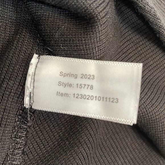 Marine Layer Bodysuit M Black Ribbed Fabric. Soft 95% Tencel 5% Spandex EUC - Picture 9 of 9